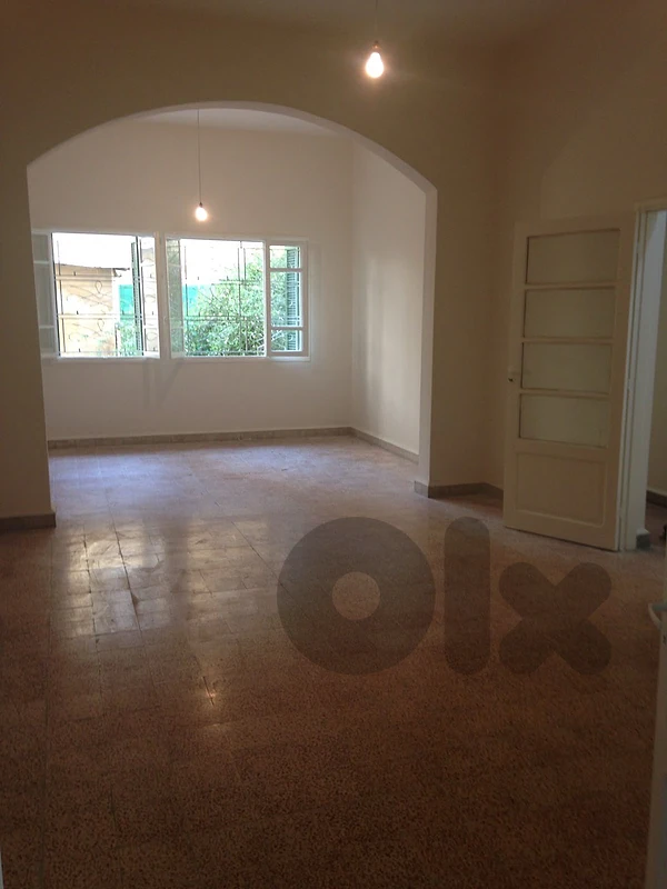 Ground floor 160m 3Bedroom renovated achrafieh hikmeh tabaris beirut