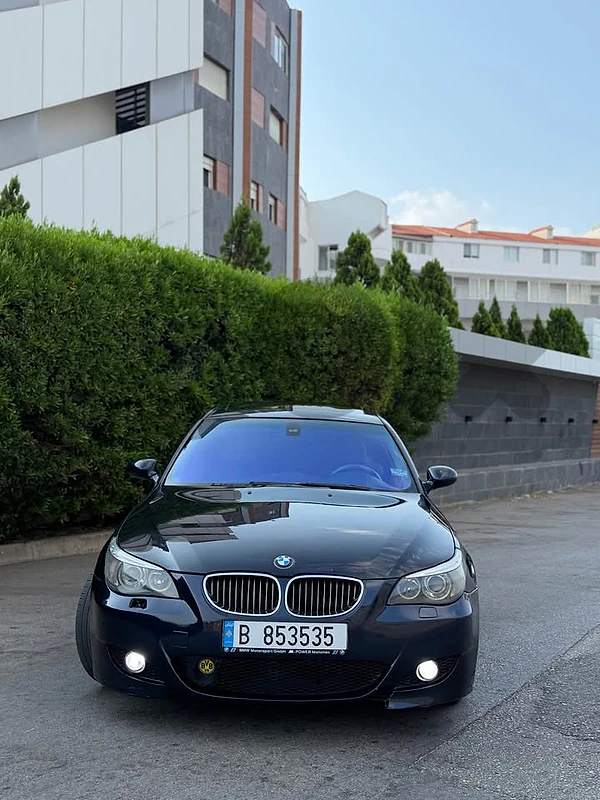 BMW E60 	2004