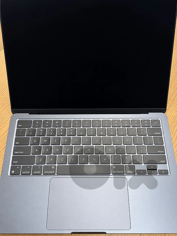 💻 MacBook Air M2 — 13.6″
8Gb Ram/256 SSD 💻 MacBook Air M2 — 13.6″
8Gb Ram/256 SSD