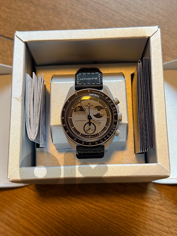 2 special edition OMEGA X Swatch