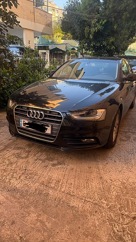 Audi A4 2015  Audi A4 (B8 generation)  WAUZZZ8K8FA000612