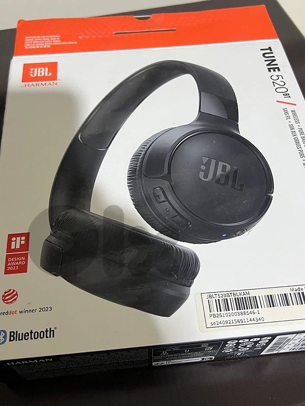 JBL Headphones - Like New