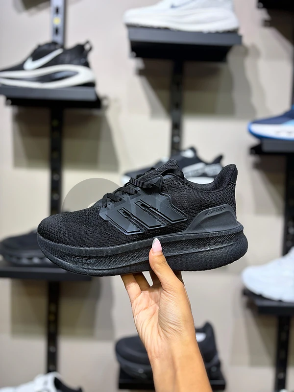 full black😍