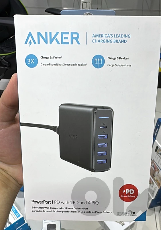 Anker Powerport I Pd with 1pd and 4 piq A2056K11
