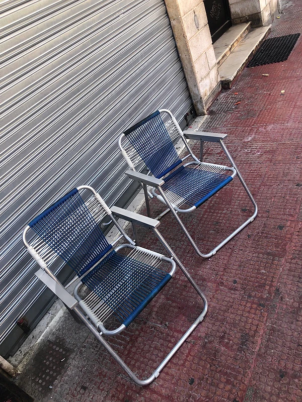 2 vintage chairs foldable, 100$