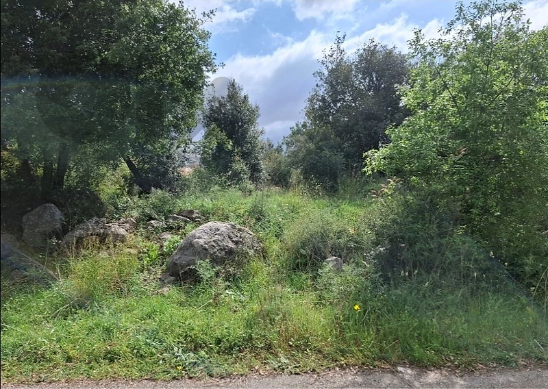 525m2 Land in Hbous,metn