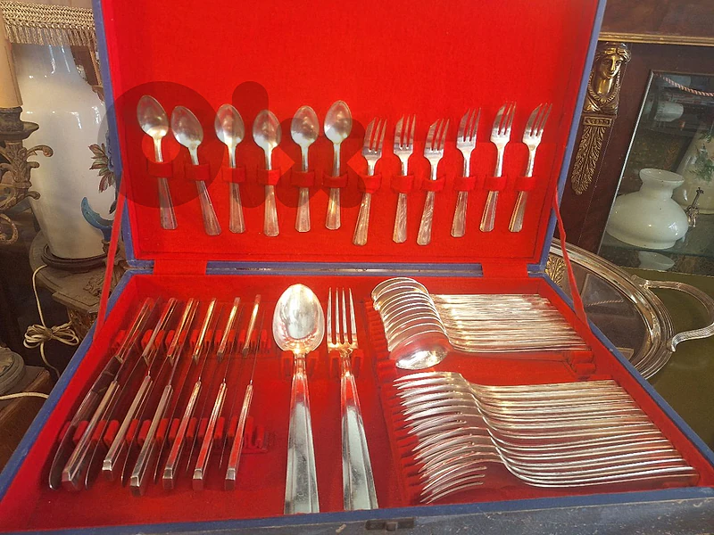 currently fresh silver of 50 pieces complete with box amazing price currently fresh silver of 50 pieces complete with box amazing price