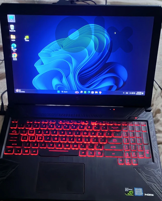 gaming laptop