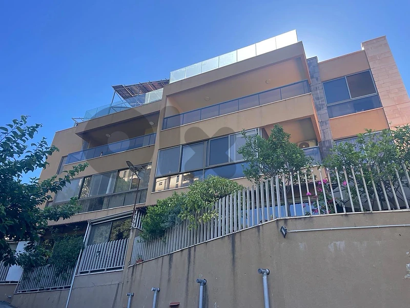Charming 2-Bedroom Apartment with Private Garden for Rent