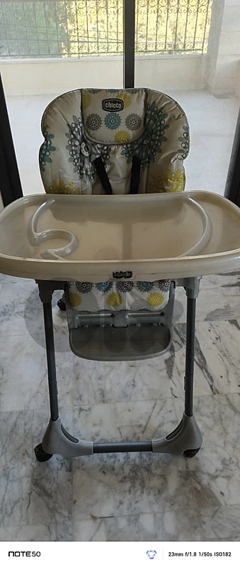 High Chair - Chicco brand