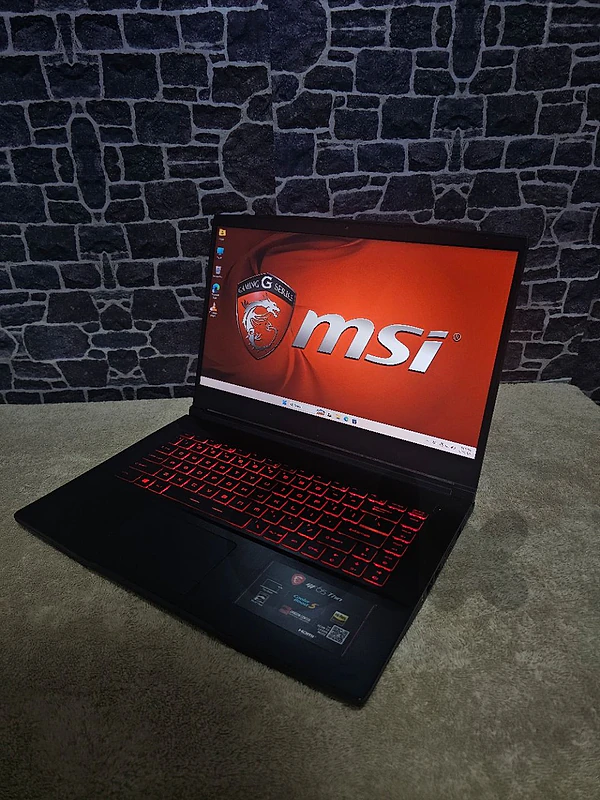 msi core i7 Gaming Laptop 6GB GPU