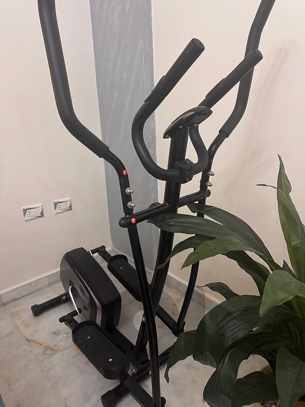 cardio machine - elleptical