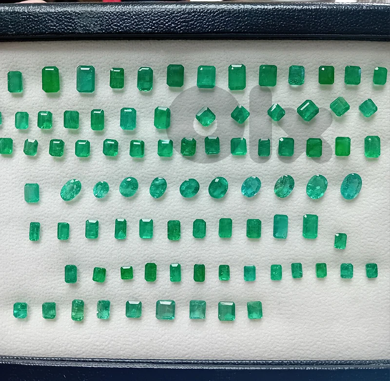 natural emerald mix . 71.89 ct