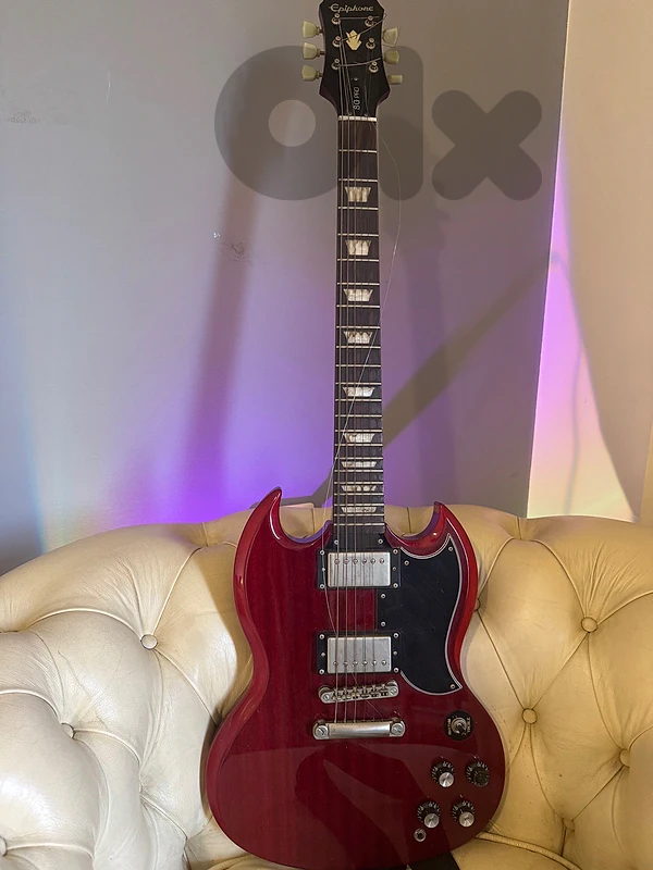 Epiphone SG Cherry + Fender Mustang I