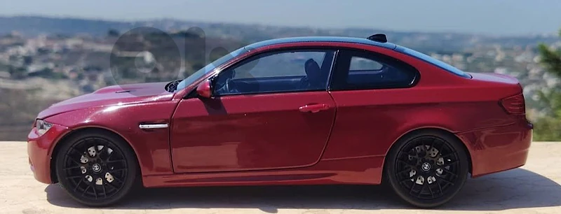 diecast 1:18 bmw m3 E92 By Kyosho