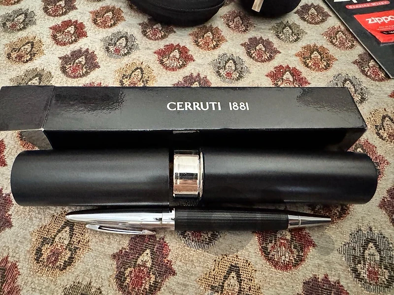 قلم Cerruti