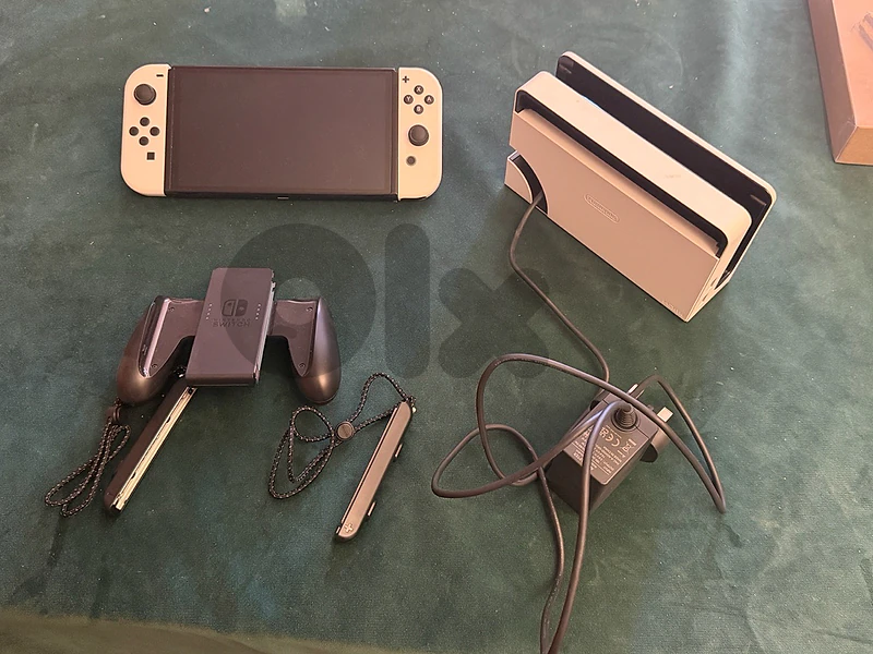 Nintendo switch white Oled