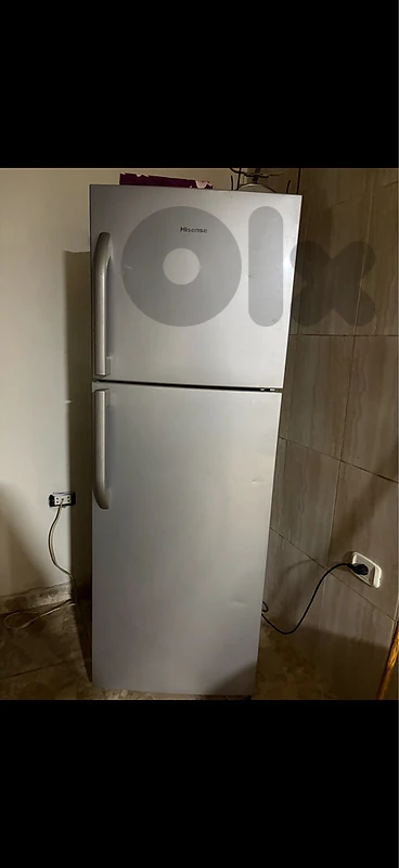 Hisense Double-Door Refrigerator – Silver/White