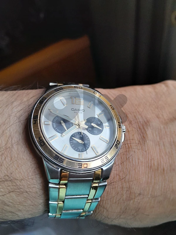 ساعة Casio رجالية أنيقة
