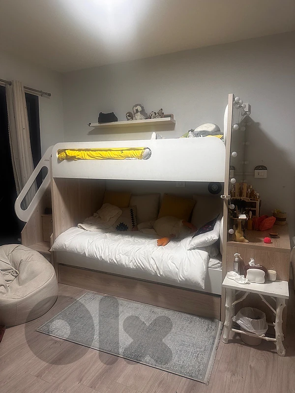 bunk bed with mattresses