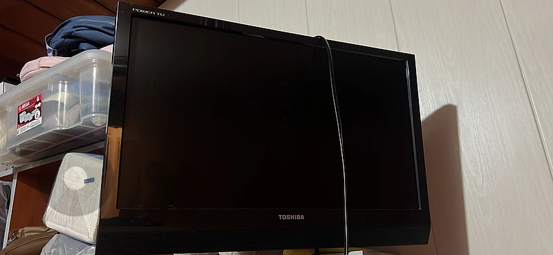 TV 24 inch