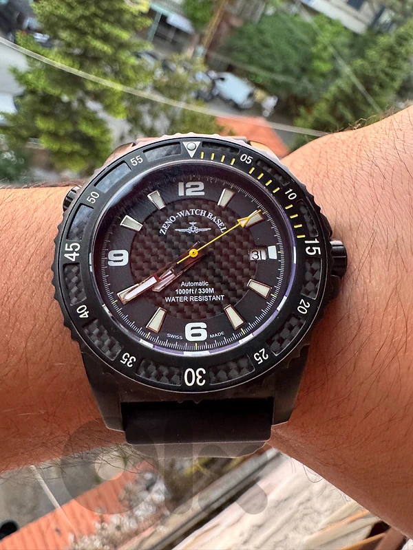Zeno-Watch Basel Automatic Professional Diver Automatic 1000Ft330Swiss