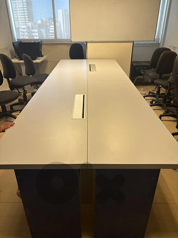 set of 2 or 4 tables