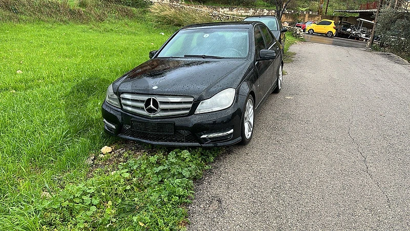 Mercedes-Benz C-Class 2012