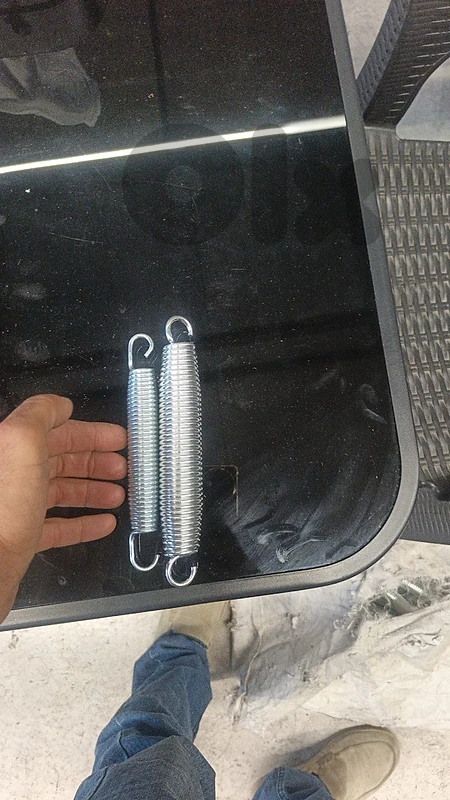 Ressort 18 cm  1.40$ price negotiable