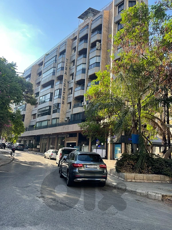 Studio In Ain Mrayseh Close to AUB with Parking