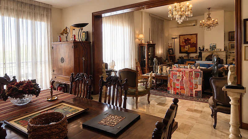 SPACIOUS APT IN ACHRAFIEH PRIME | 200SQ | 3 BEDS | R.M