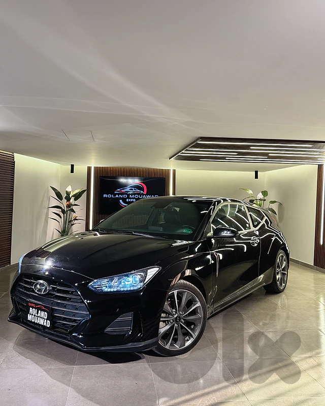 2020 - Hyundai Veloster V4