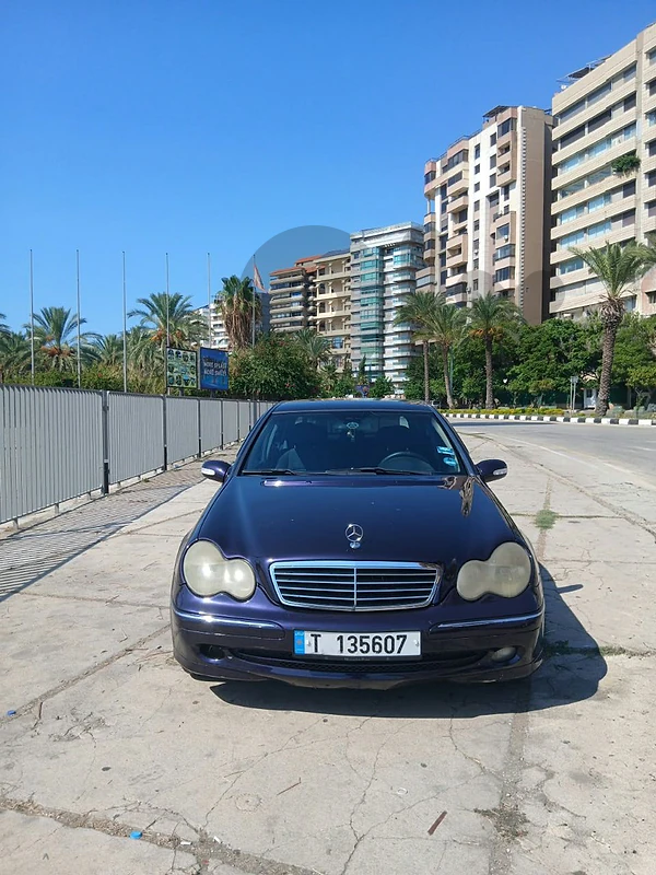 Mercedes-Benz C-Class 200 2002 W203