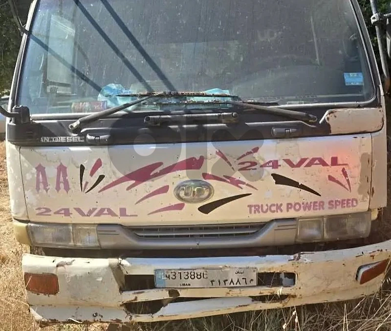 Nissan 1998