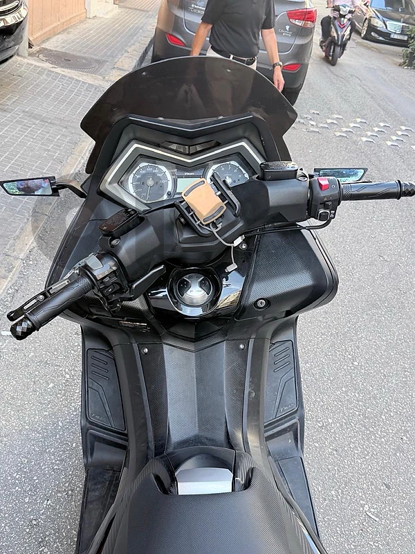 Yamaha TMAX 2016 | 19,000 km | Yoshimura Exhaust | $7,500