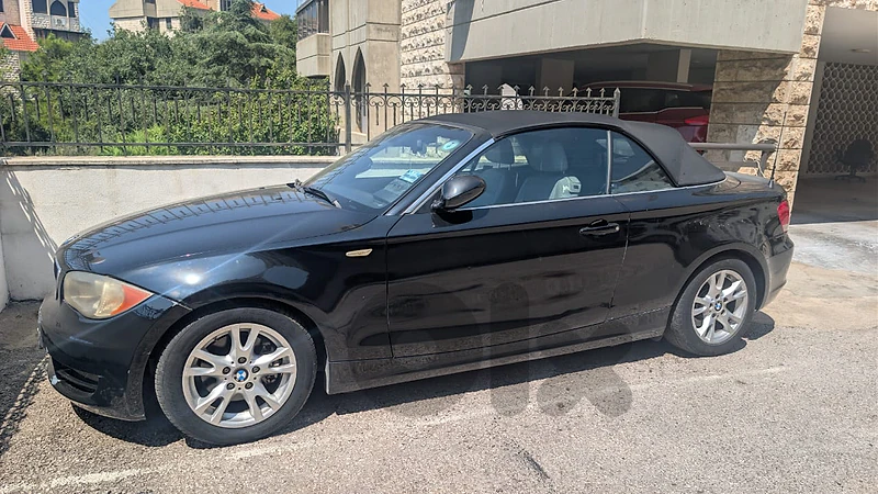 BMW 128i E88 Convertible | model 2008 | Automatic