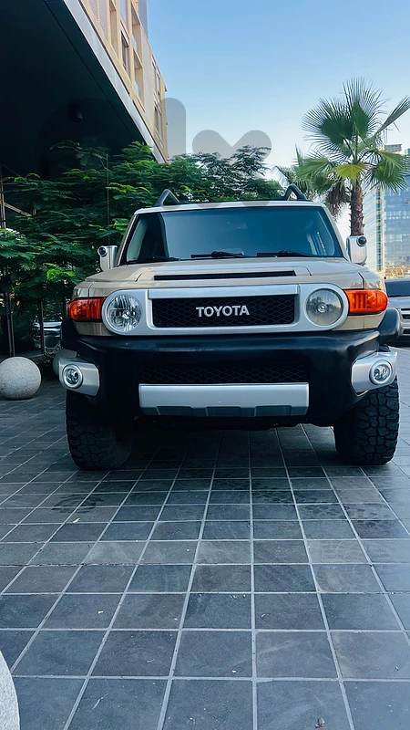 Toyota FJ Cruiser 2014 Company Source