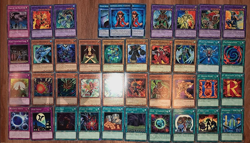Original Yu-Gi-Oh! Hero Jaden Deck of 40 original yugioh cards