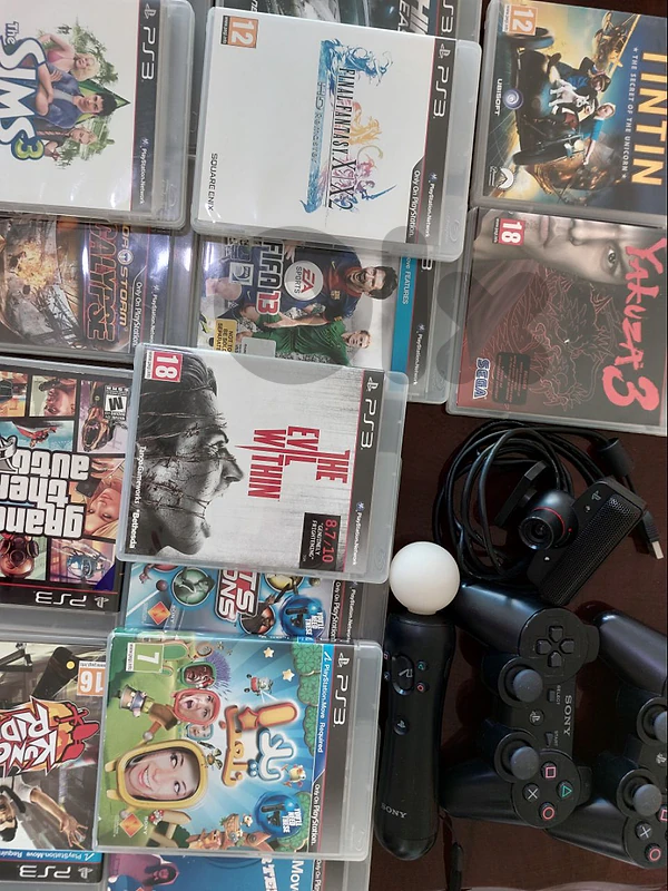 13 PS3 GAMES + 2 ORIGINAL CONTROLLERS + PLAYSTATION MOVE SET