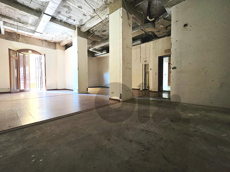 RAO26-5423 Office for Rent in Downtown | 111 sqm