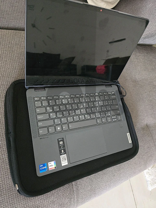 Like New Lenovo IdeaPad Flex 5 14" Touchscreen (i7/16GB/512GB)