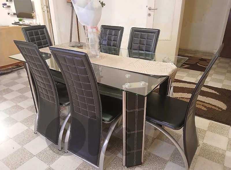 طاولة سفرة مميزة مع كراسي جلد ب احلى سعر للتواصل :71363115