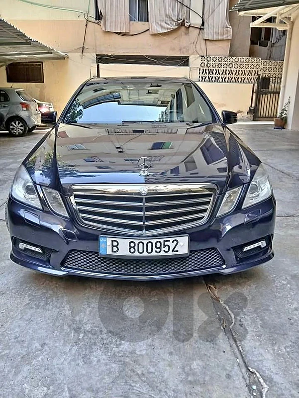 Mercedes-Benz E350  2010