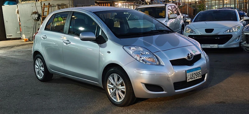 Toyota Yaris 2010 Full options One owner