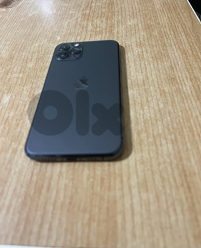 iphone 11 pro  with protection and x5cases