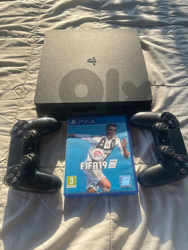 ps4 slim