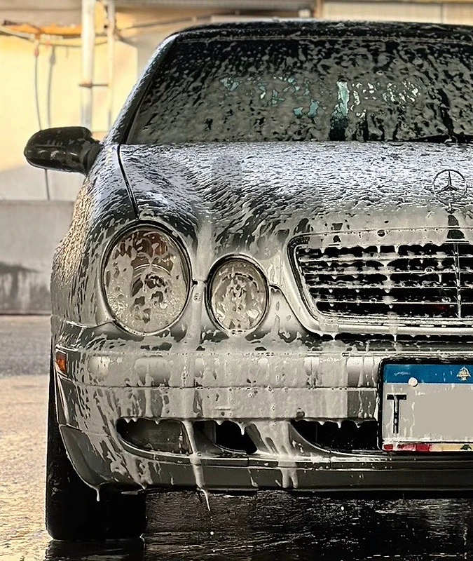Mercedes-Benz CLK-Class 2001 w208