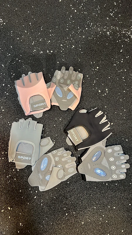 gym gloves