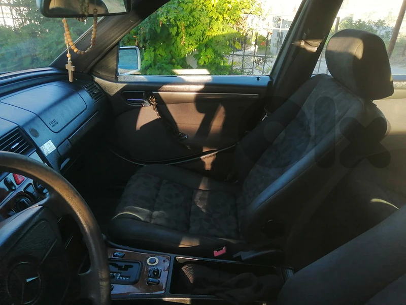 Mercedes-Benz C-Class 1998 c180