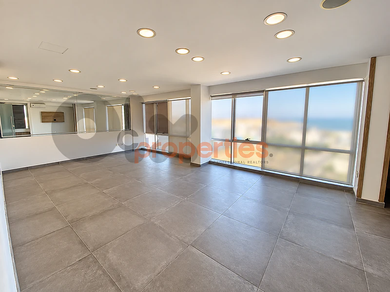 Office for Rent in Zalka - CPFY136 مكتب للإيجار في الزلقا